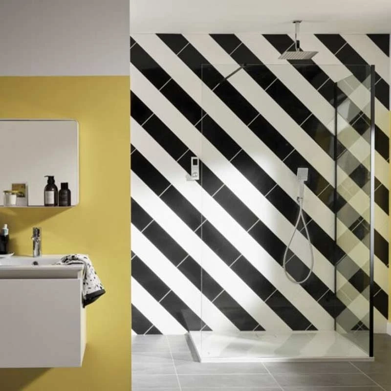 Merlyn 10 Series Shower Wall With Wall Profile Only 600mm - S10SW600 5 Merlyn 10 Series Shower Wall With Wall Profile Only 600mm - S10SW600 - Image 3